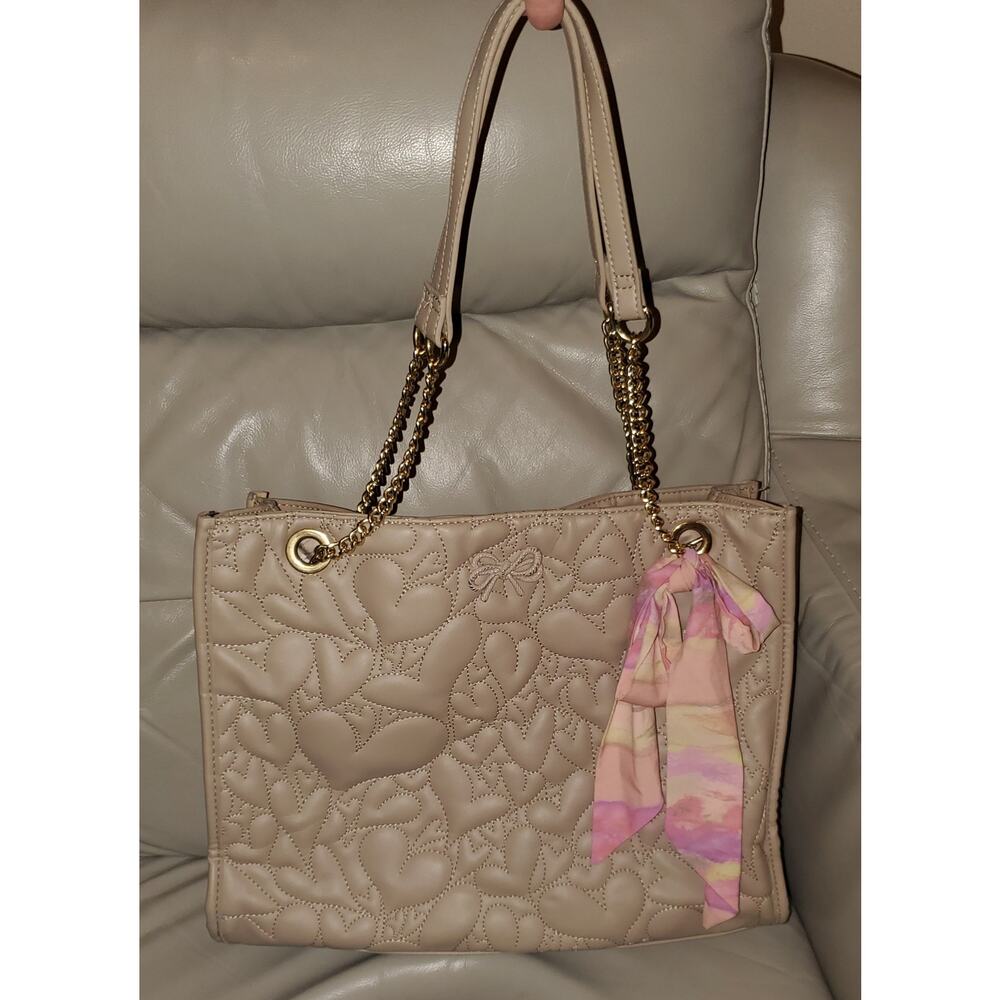 Betsey Johnson Tote Beige Tan Chain Handle Quilted Bow Detail